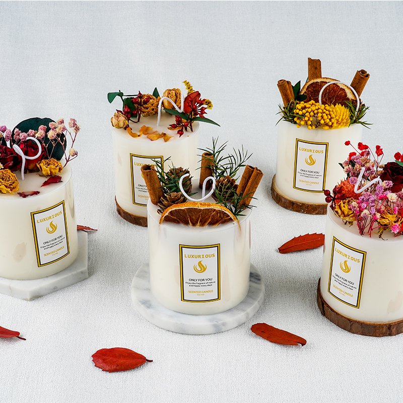 Handmade Dried Flower Aromatherapy Candle Wholesale Custom Label Soy Wax Scented Candle Large Size Pillar Candle Products