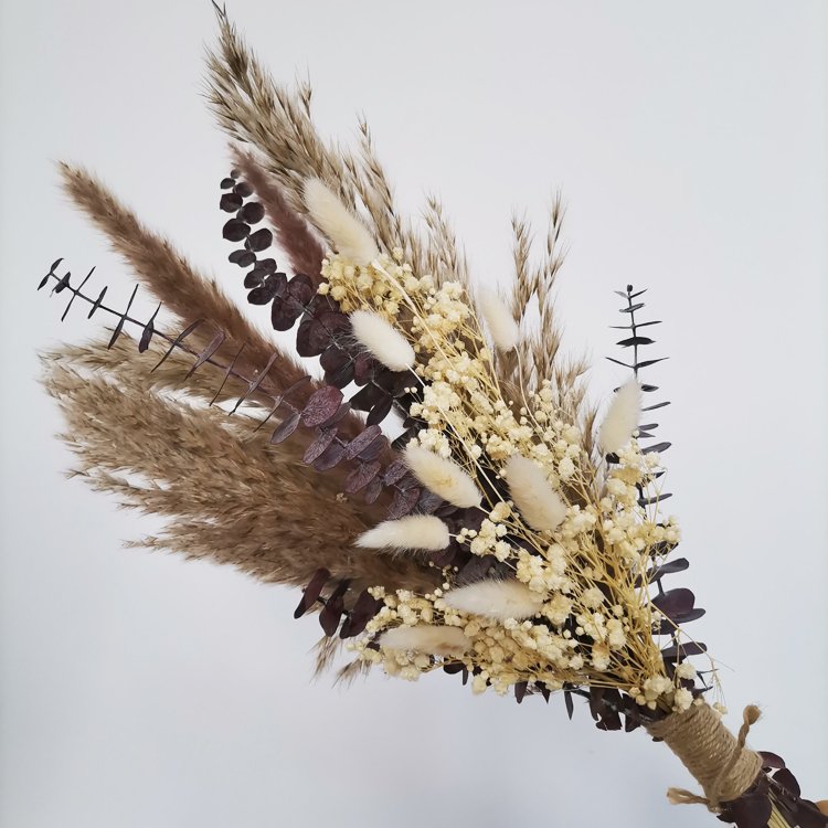 Natural dried flowers handmade Pampas Grass Baby's Breath Eucalyptus Lagurus flower bouquet for home decoration photo props