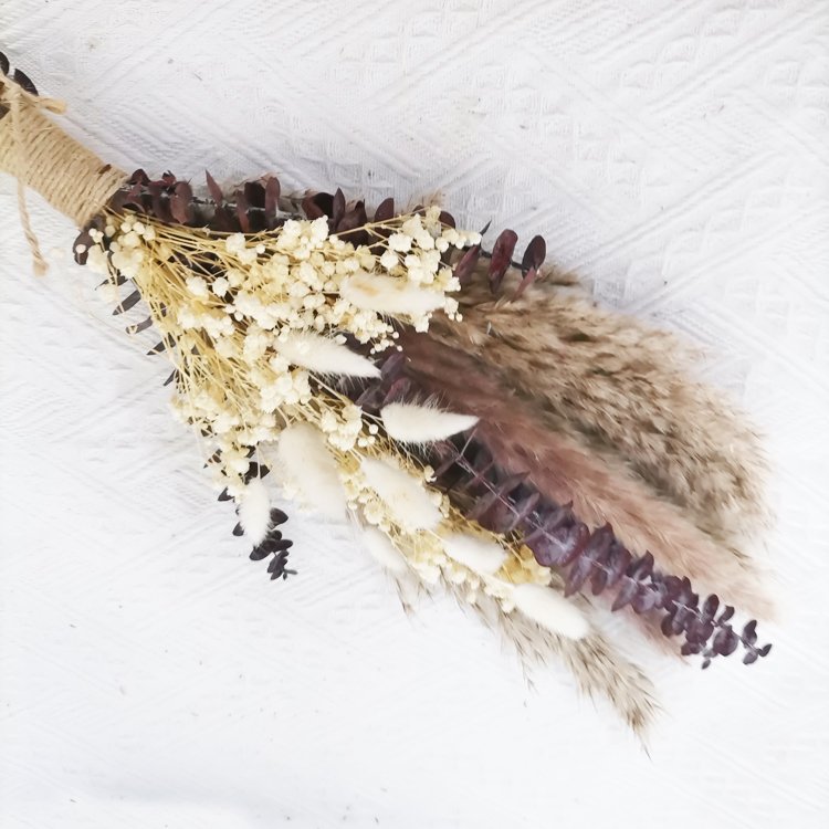 Natural dried flowers handmade Pampas Grass Baby's Breath Eucalyptus Lagurus flower bouquet for home decoration photo props