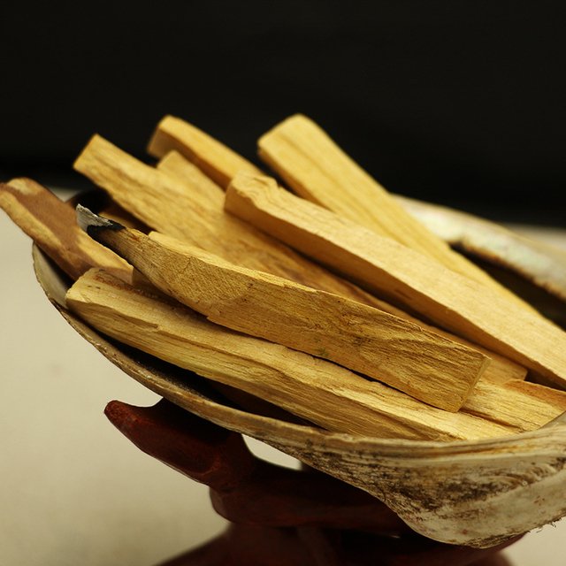 PALO SANTO STICK THIN SUSTAINABLE FROM PERU