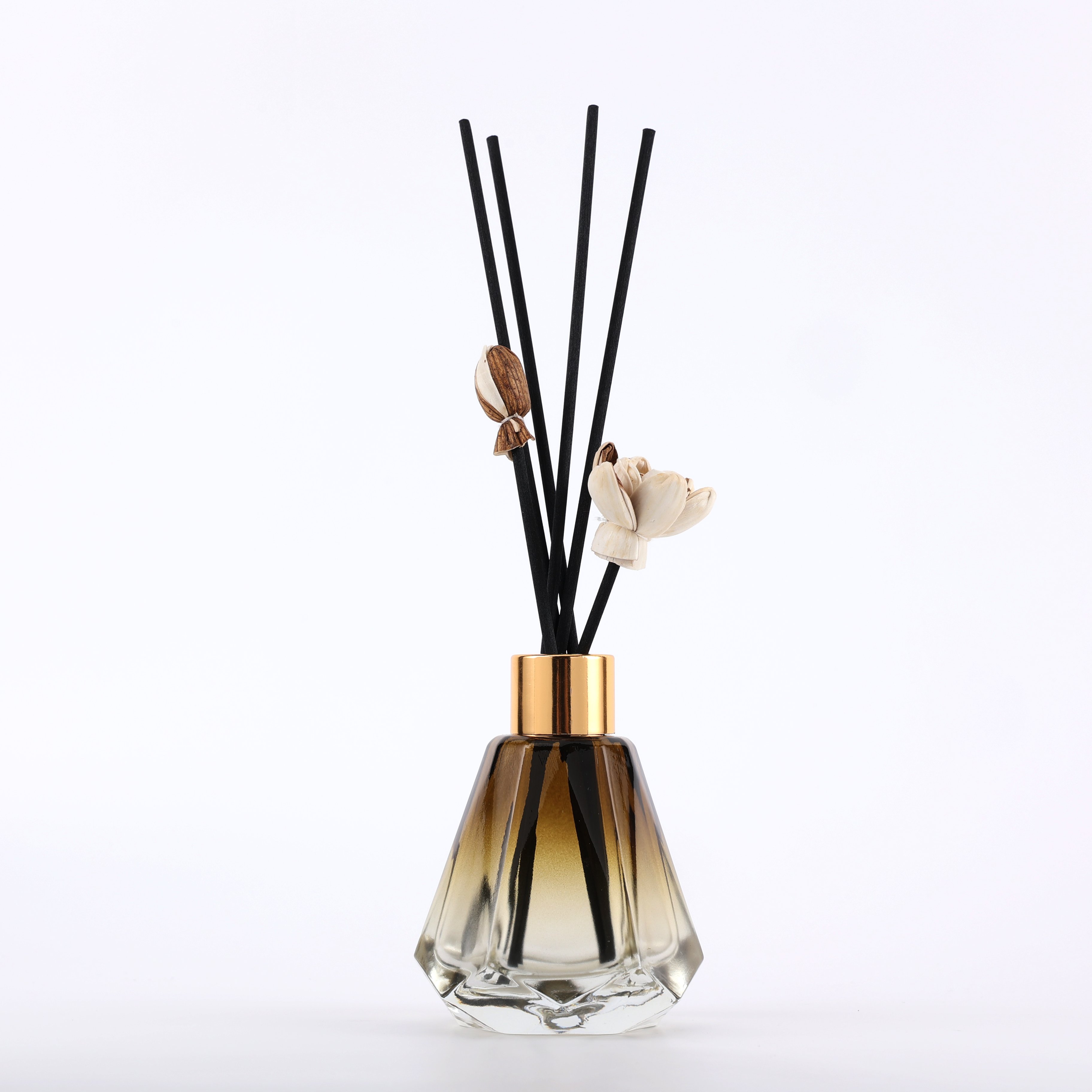 Best Price Luxury Reed Diffuser Nature Essential Oil With Dried Flower And Fiber Stick
