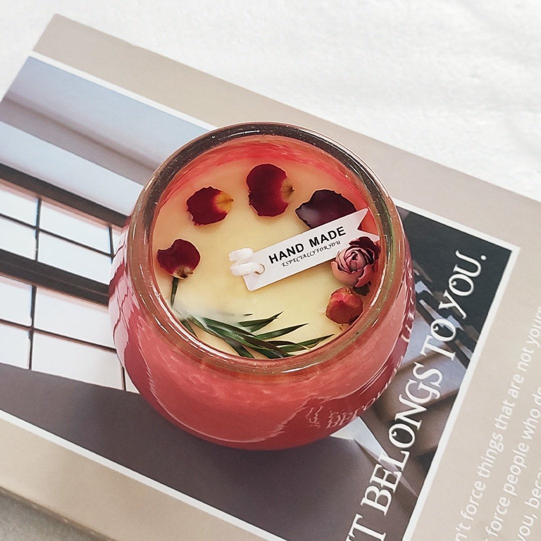 Wholesale hand-made colorful vase candles with dried flowers scented candles