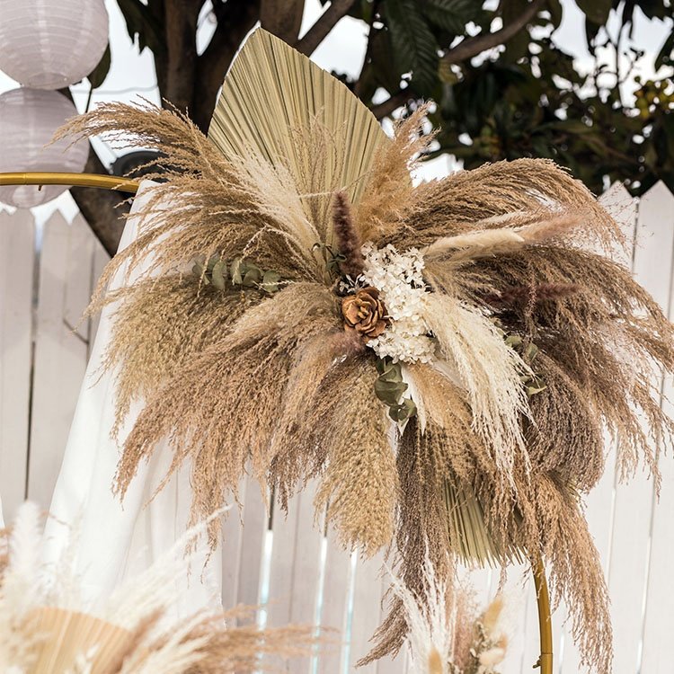 natural luxury wedding decor round gold arch dried pampas grass wedding decoration backdrop