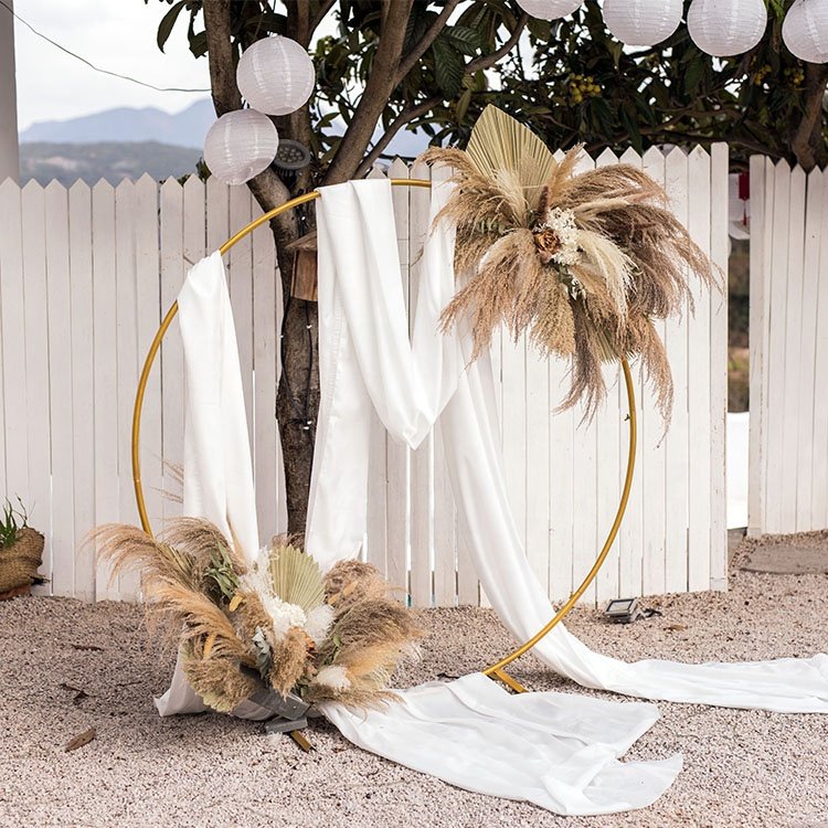 natural luxury wedding decor round gold arch dried pampas grass wedding decoration backdrop