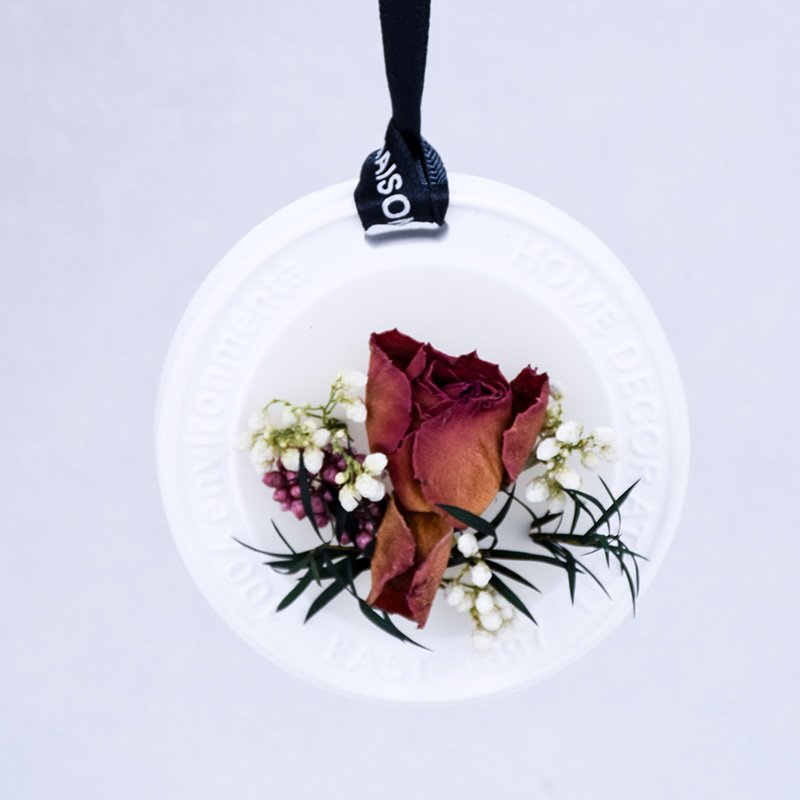 Luxury Handmade Air Freshener Round Fragrance Dried Flower Aromatherapy Scented Candle Wax Tablet
