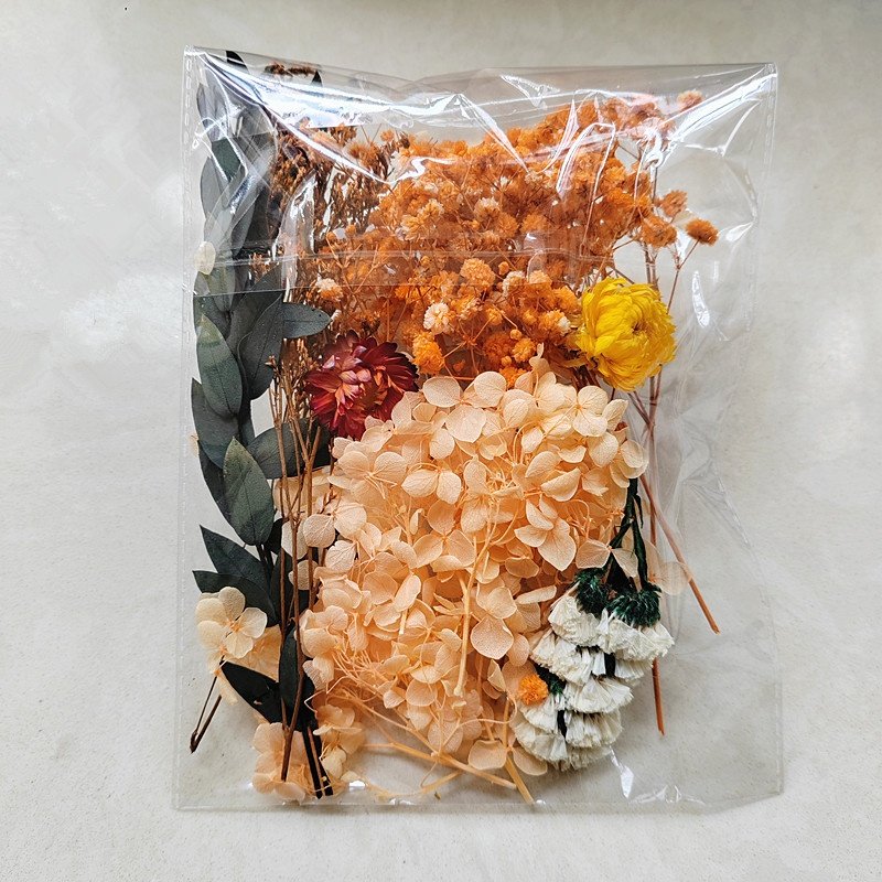 factory supply cheap price resin dry flowers Photo Frame DIY material real natural dried flowers for scented Candle making