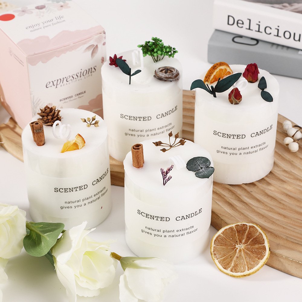 Handmade Creative Halloween Home Decoration Dried Flowers Aromatherapy Candle Smokeless Romantic Fragrance Pillar Wax Ornaments