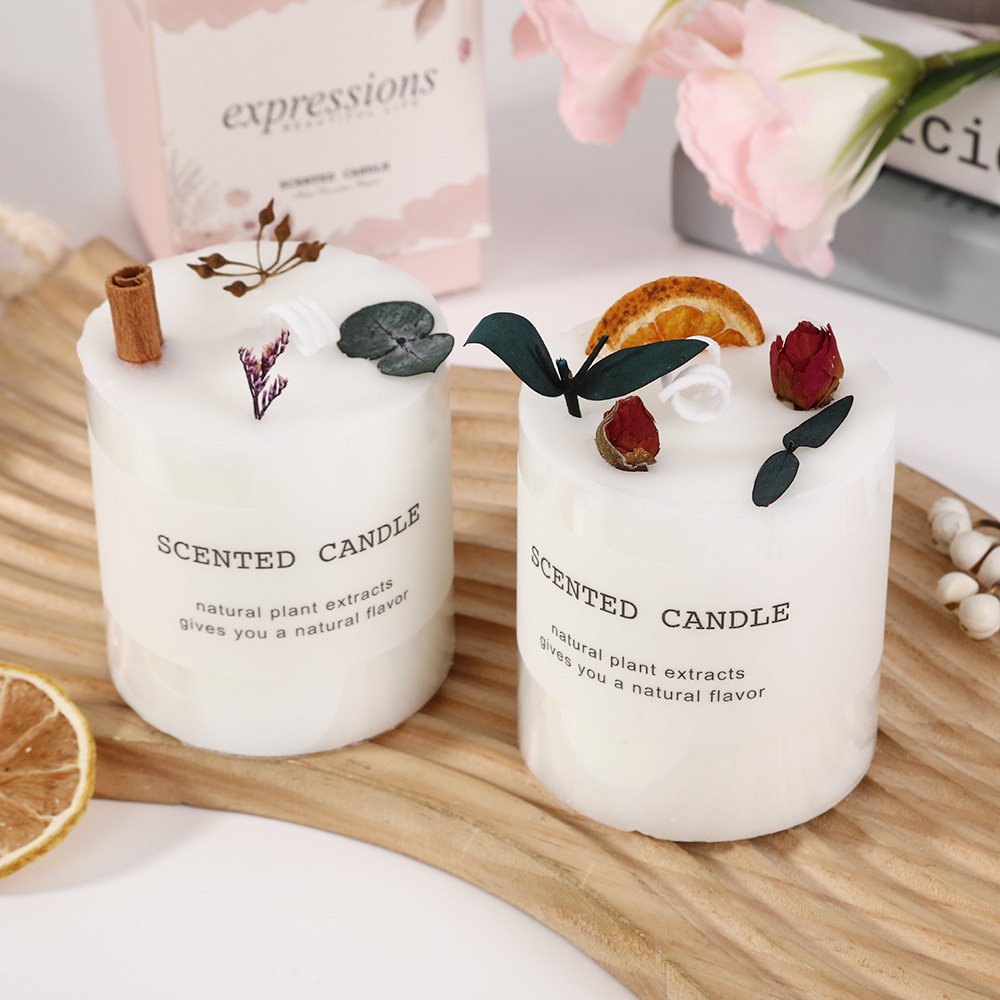 Handmade Creative Halloween Home Decoration Dried Flowers Aromatherapy Candle Smokeless Romantic Fragrance Pillar Wax Ornaments