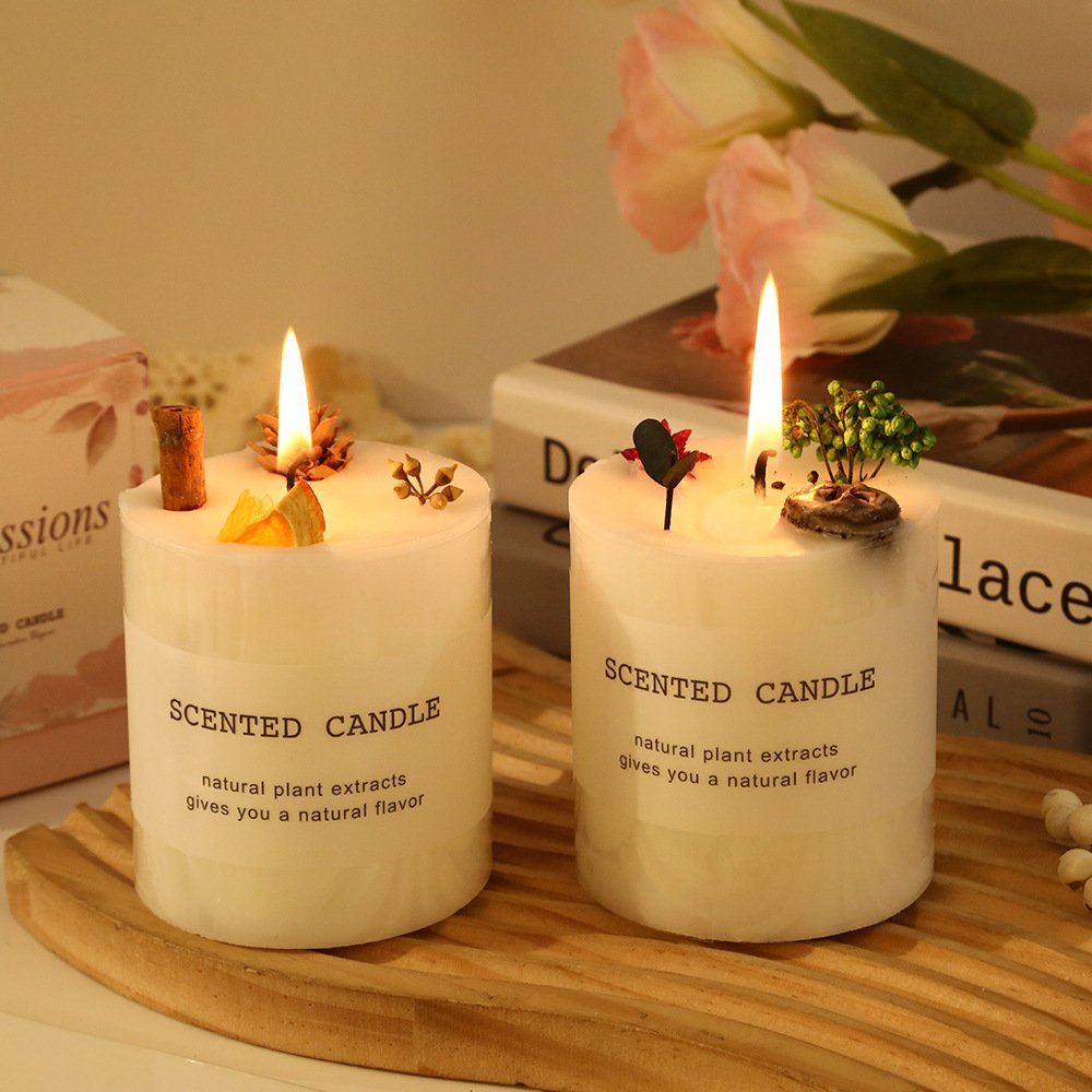 Handmade Creative Halloween Home Decoration Dried Flowers Aromatherapy Candle Smokeless Romantic Fragrance Pillar Wax Ornaments