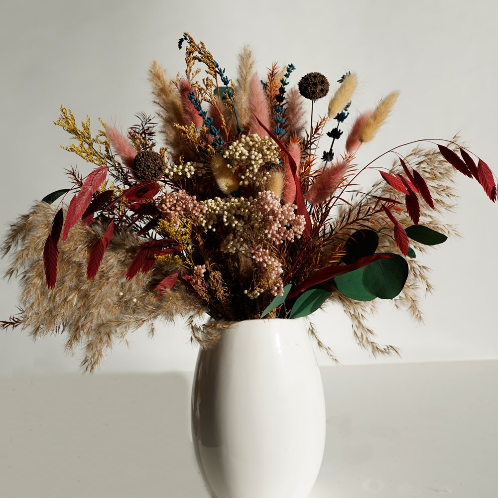 Natural Dried Pampas Grass Bouquet Lavender Eucalyptus Leaf Decor Bohemian Style for Family Wedding Country Farmhouse Decorated