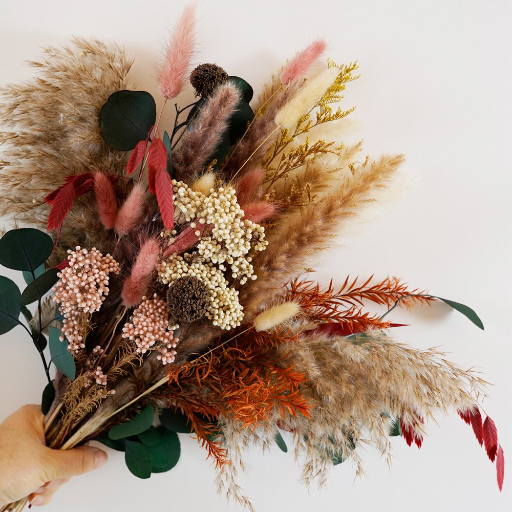 Natural Dried Pampas Grass Bouquet Lavender Eucalyptus Leaf Decor Bohemian Style for Family Wedding Country Farmhouse Decorated