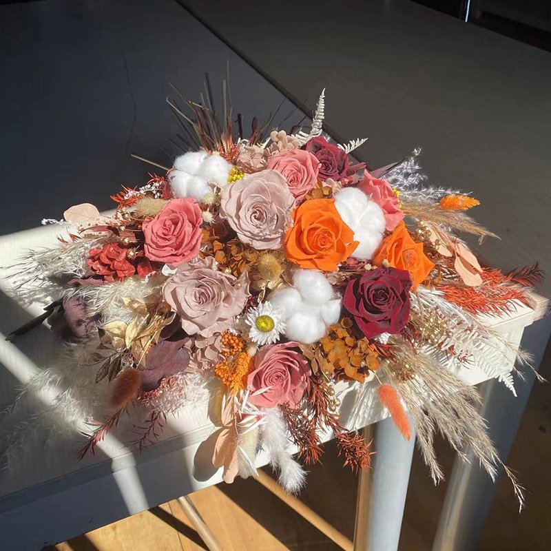 Large Size Dried Flowers Bridal Bouquet Packaging Wrapping Paper Preserved Real Rose Flower Bouquet For Wedding Fleur Mariag