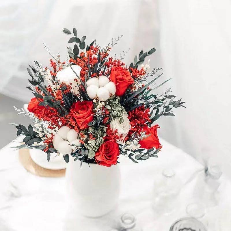 High End Luxury Dried Flower Preserved Rose Bouquet