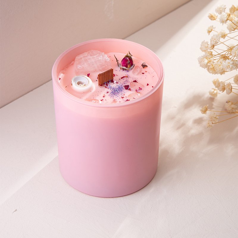AIKUN Autumn Fragrance Aromatherapy Pink Dried Flower Crystal Stone Scented Soy Wax Candles Customized Scented Candles