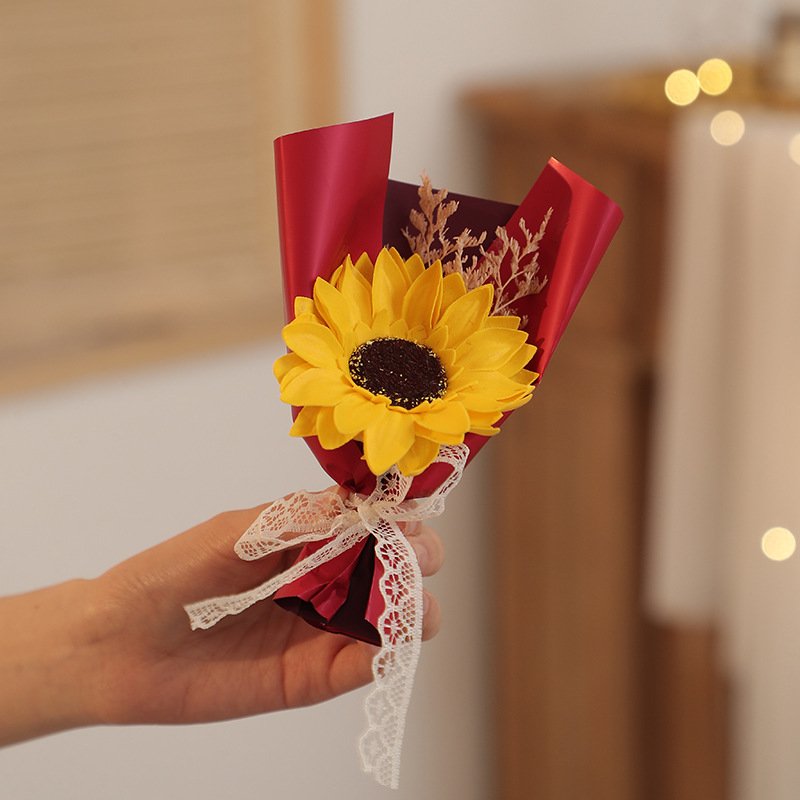 Valentines Mothers Day Gifts Soap Sunflowers Small Bouquet Artificial Dried Flowers Bouquet Gift Boxes For Present