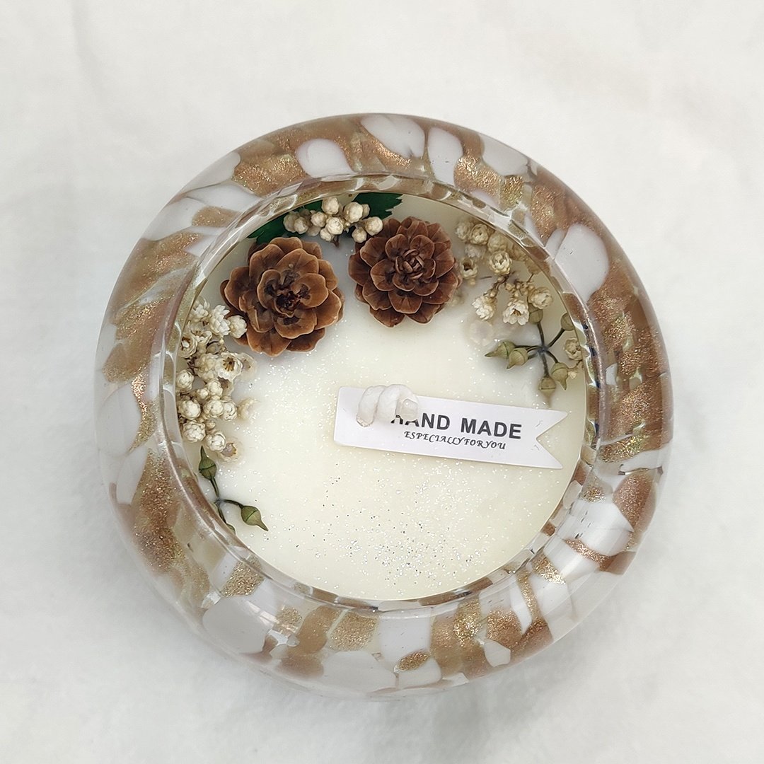 Custom luxury dried flowers scented candles in handmade Creative gold vases