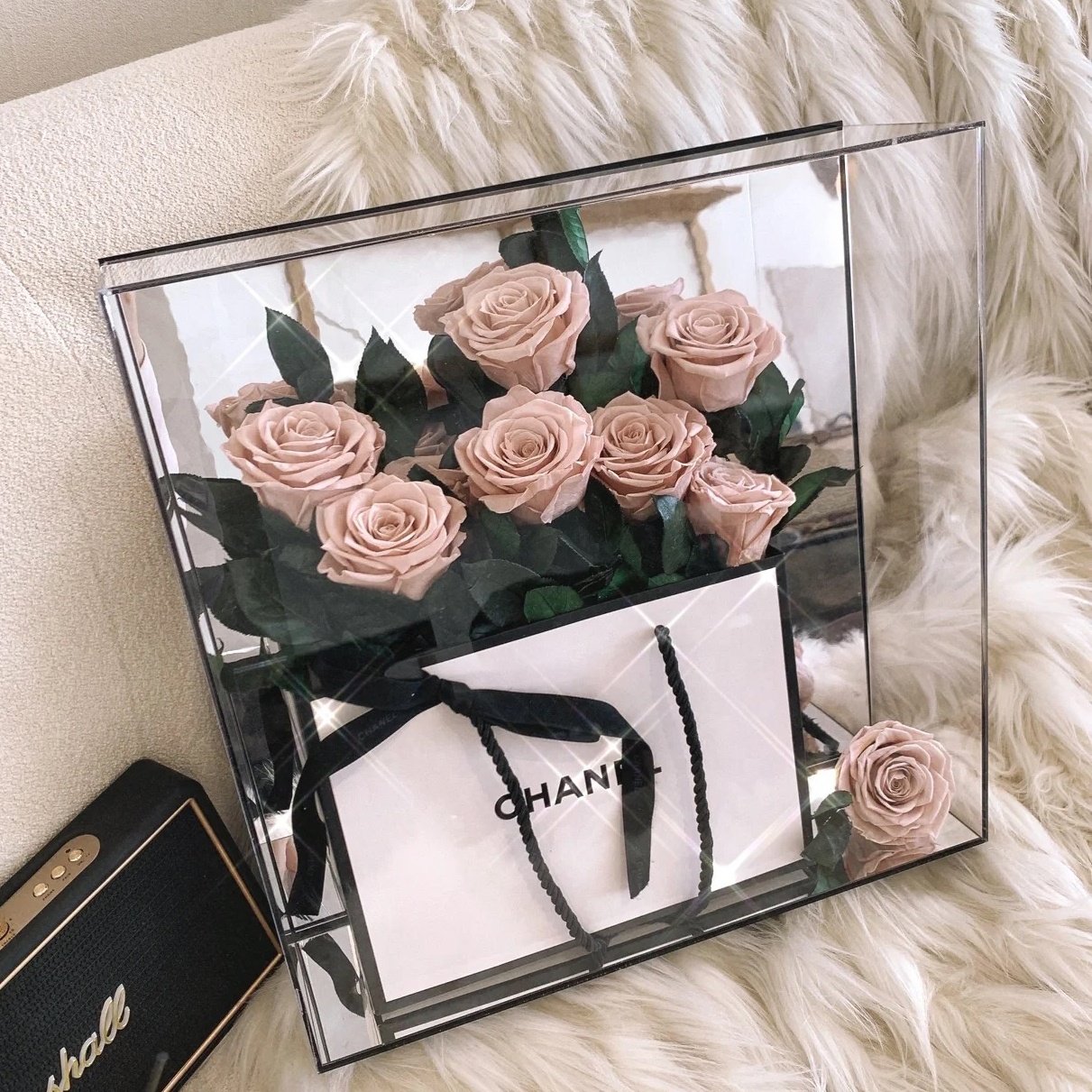 New Mother Valentine Day Gift Bouquet Cajas Para Rosas Decorative Flowers Box Eternal Preserved Rose in Acrylic Gift Sets