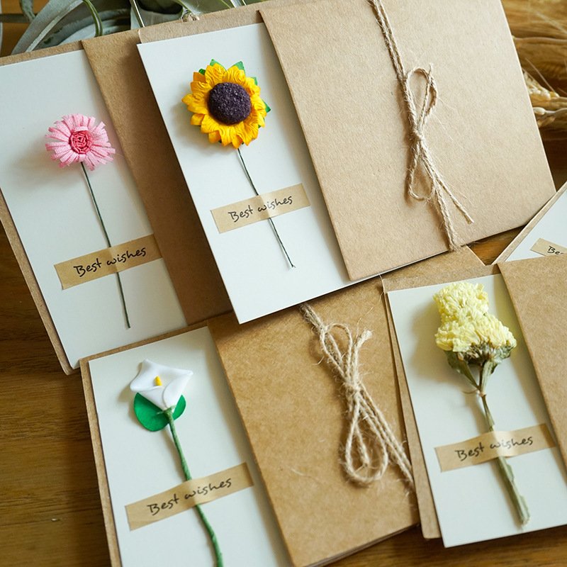 Custom Handmade Vintage Kraft Blank Note Card Thank Notes Dried Flowers Greeting Cards For Birthday Party Invitation Card
