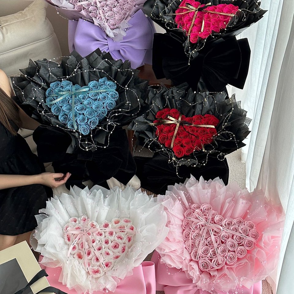 Valentines Day Gift Bouquet Eternal Immortal Dried Rose Bouquet Everlasting Flower Bouquet luxury preserved roses