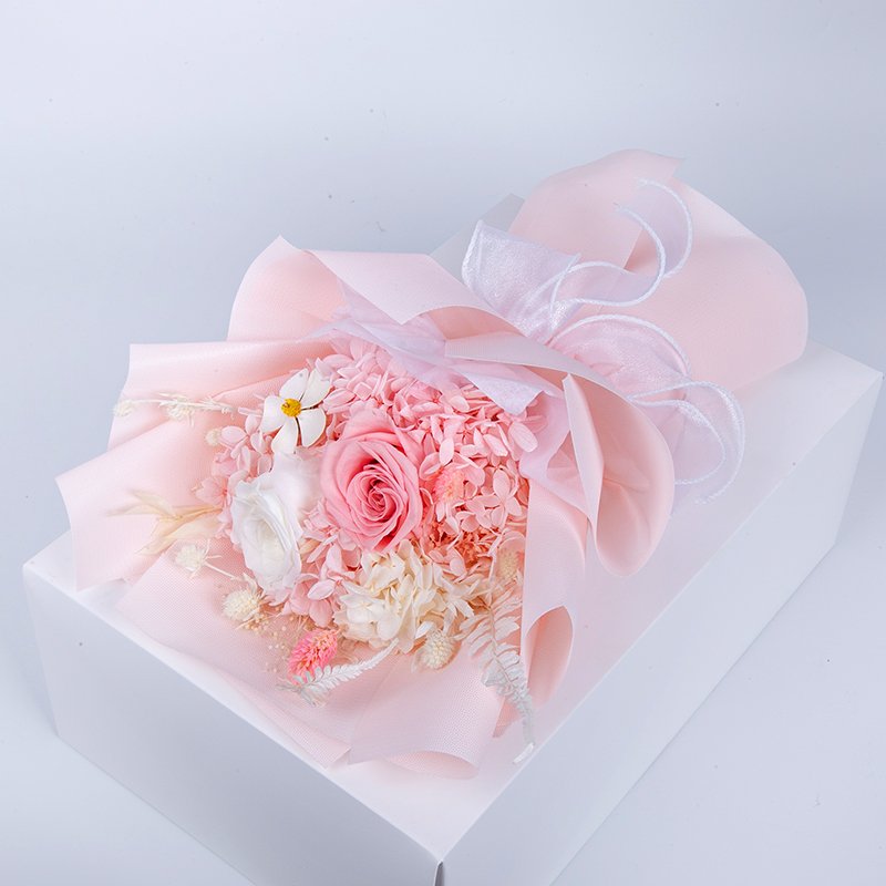 Unique Design Hot Sale Preserved Rose Wedding Bouquet Flower for Wedding Event Decoration Dried Flower Bouquet