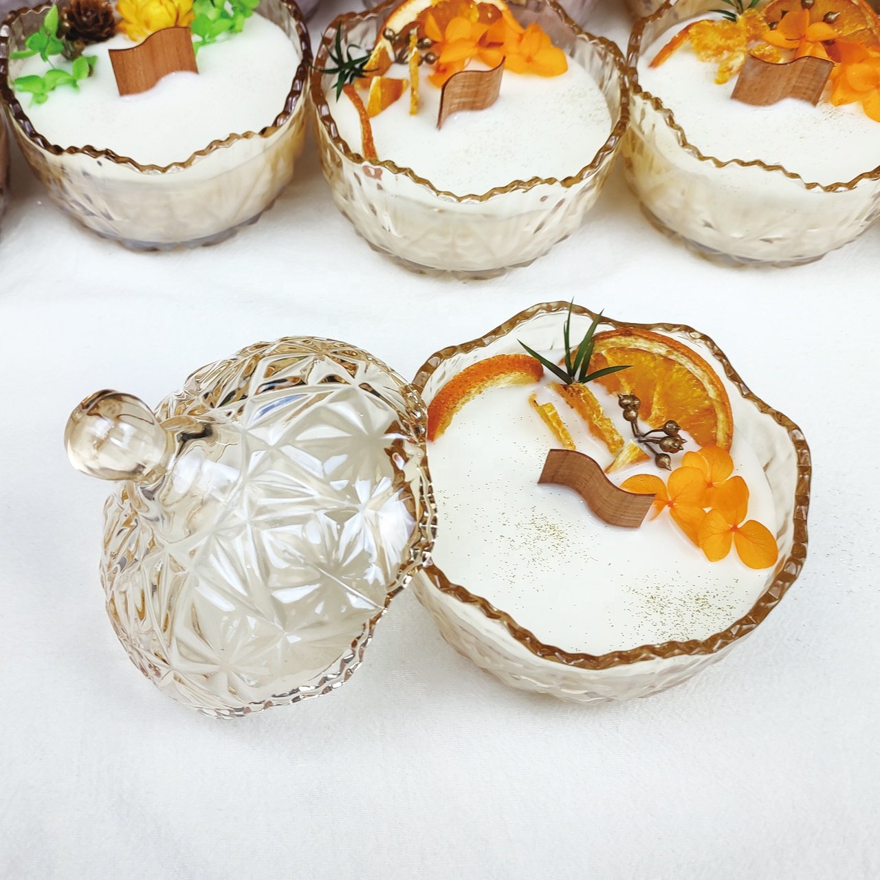 High Quality Handcrafted Creative Dry Flower Aroma Candles Private Label Scented Candles as Fragrance Ornament Gift