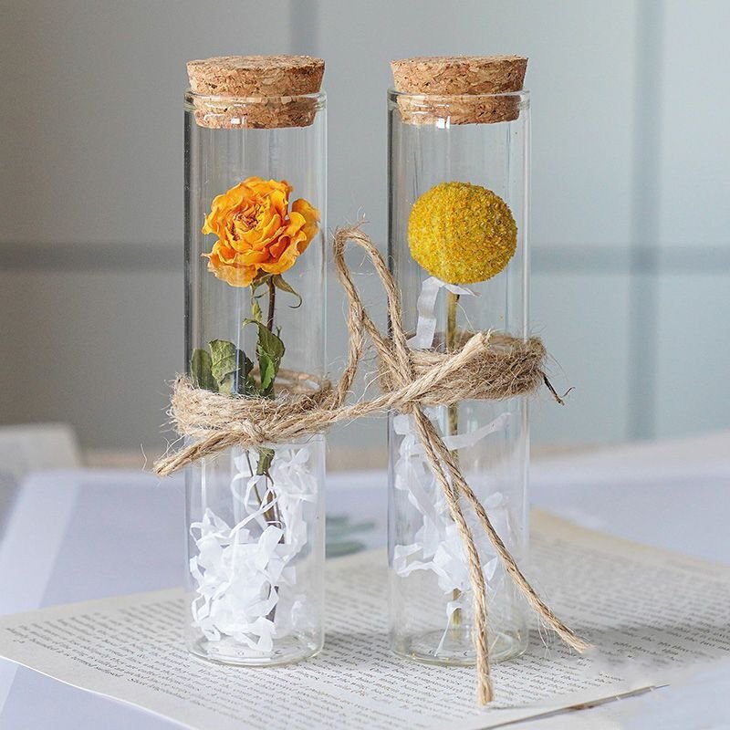 Joyen Hot Selling Mini Dried Flower Bouquet in Glass Tube Natural Dried Flowers Wedding Favors Gift