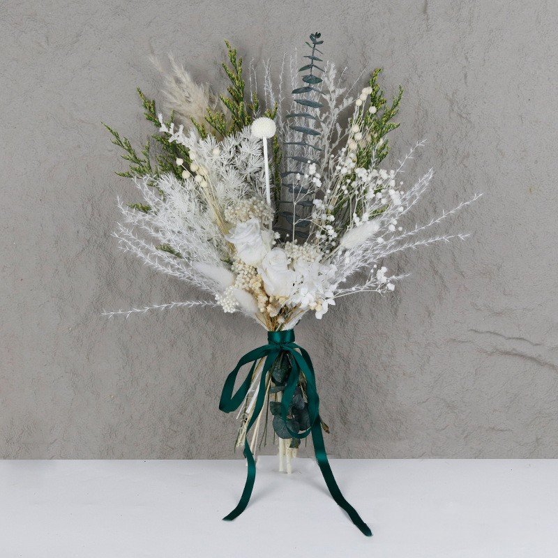 G65 Wholesale Dried Flower Bouquet White Immortal Rose With Pampas Grass Flowers Bridal Bouquet Natural Dried Flower Bouquet