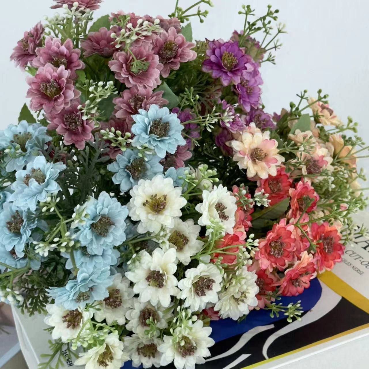 Reliable Quality Wholesale Artificial Chrysanthemum Simulation Flower Natural Dried Pressed Flowers
