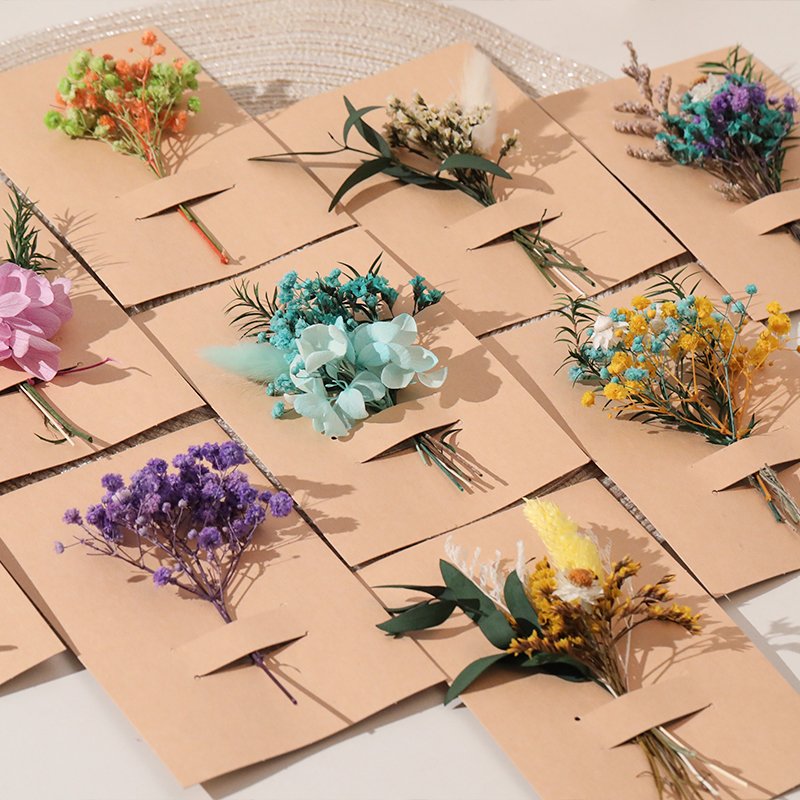 Wholesale DIY Craft Party Wedding Card Preserved Roses Bouquet Natural mini Dried Flowers bouquet for Mother's Day Gifts