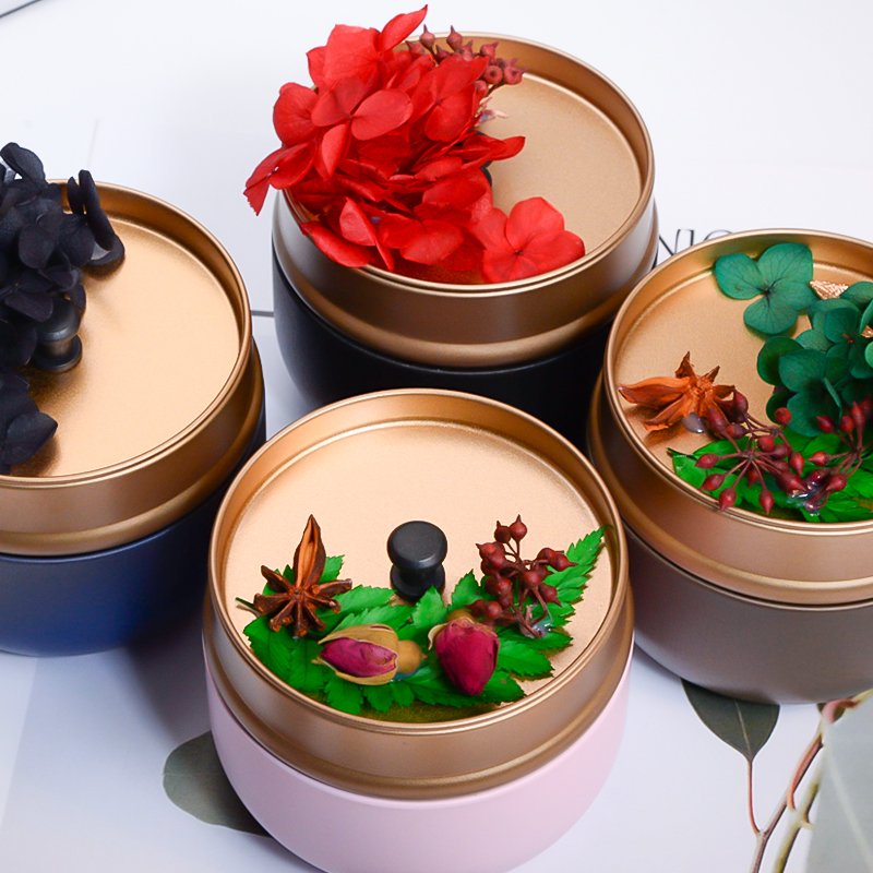 Environmentally friendly soybean wax scented candles dried flower tin home decoration Christmas wholesale aromatherapy candles