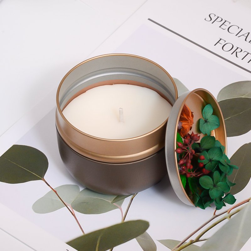 Environmentally friendly soybean wax scented candles dried flower tin home decoration Christmas wholesale aromatherapy candles