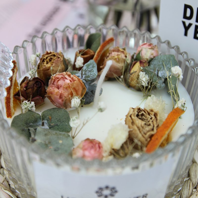 handmade eco-friendly dried flower soy wax custom luxury scented candle