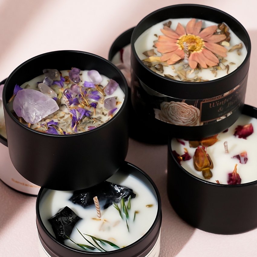 Wholesale Private Label Luxury Christmas Wedding Gifts for Guests Crystals Travel Tin Dried Flowers Soy Wax Scented Candle