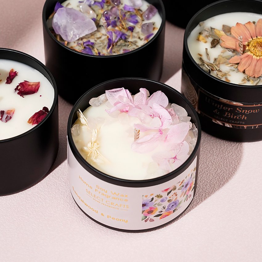 Wholesale Private Label Luxury Christmas Wedding Gifts for Guests Crystals Travel Tin Dried Flowers Soy Wax Scented Candle