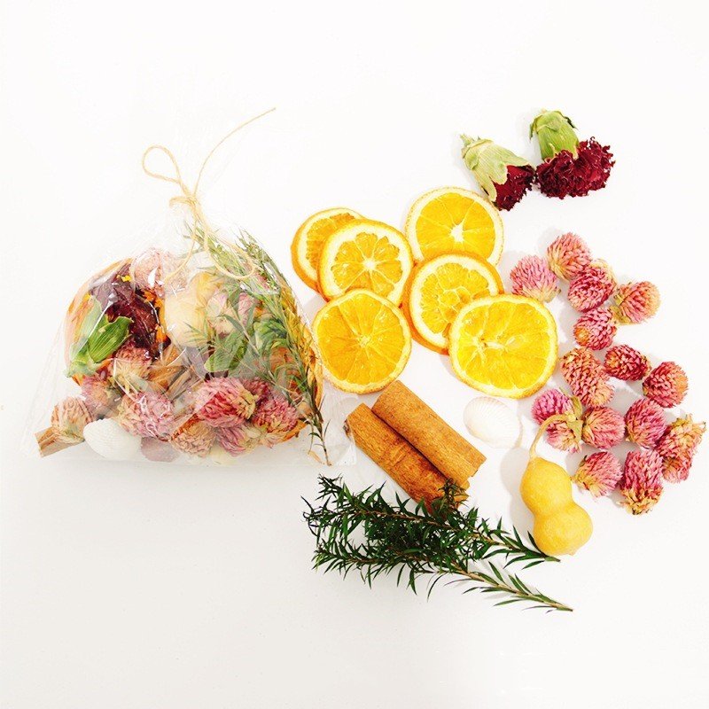 E253 Mixed Natural Dried Flower Head Scented Candle Scented Sachet Glass Bottle Decorated Dried Fruit Diy Dried Flowers