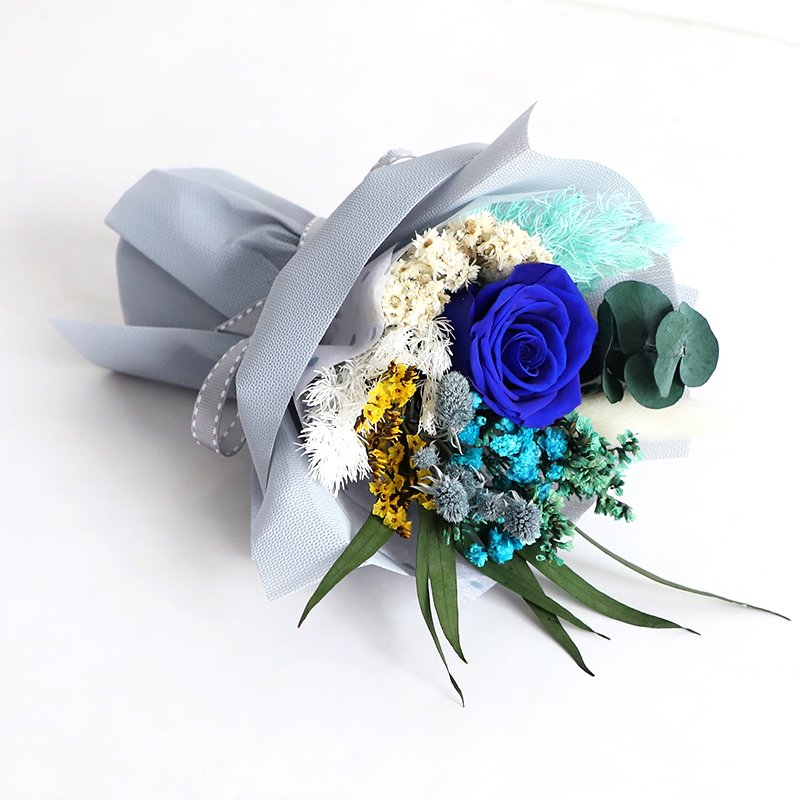 Valentine's day gift handmade preserved rose flower and dried flower bouquet with gift box wedding gift