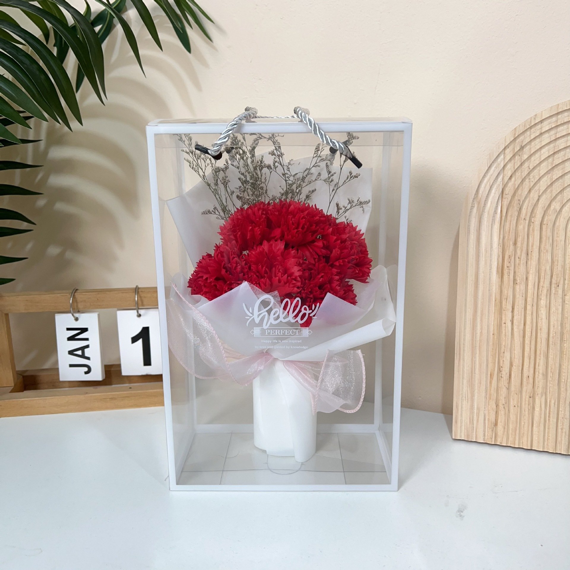 Valentine's day gift handmade preserved carnation flower and dried flower bouquet with gift box gift for festivals