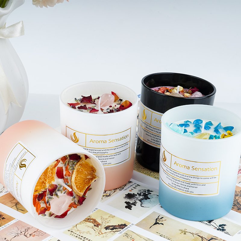 Soy Wax Scented Candles With Dried Flowers Crystal luxury Natural Scented Candle Home Fragrance.