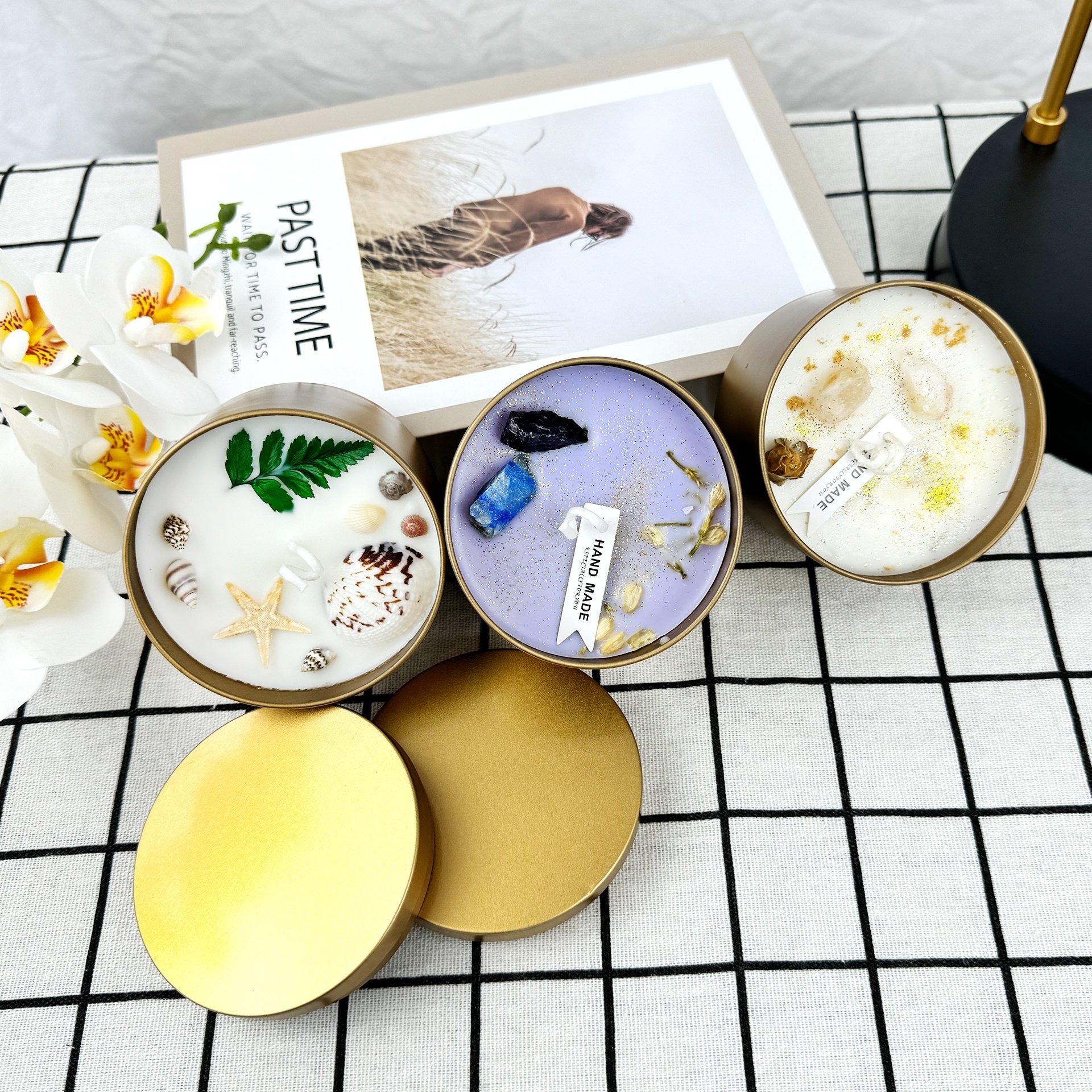 Premium Quality Black Tin candle Dried Flowers and CrystalScented Candles Luxury for the festival Wedding Christmas Holiday
