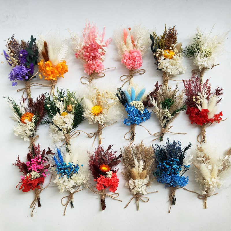 Customized Hot Selling Dried Mini Flower Bouquet Small Flowers for Wedding Gift Set Decoration Craft DIY Making