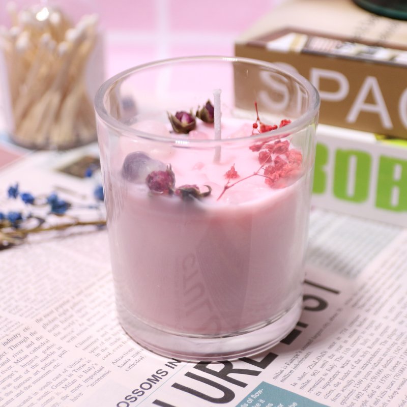 new arrival romantic pink pillar aromatherapy dried flowers scented candle with crystal