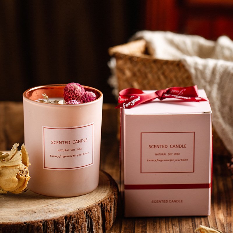 2024 Hot Sale Luxury Pink Electroplated Cup Scented Candle and long-lasting Fragrance Scented Candles with Dried Flowers