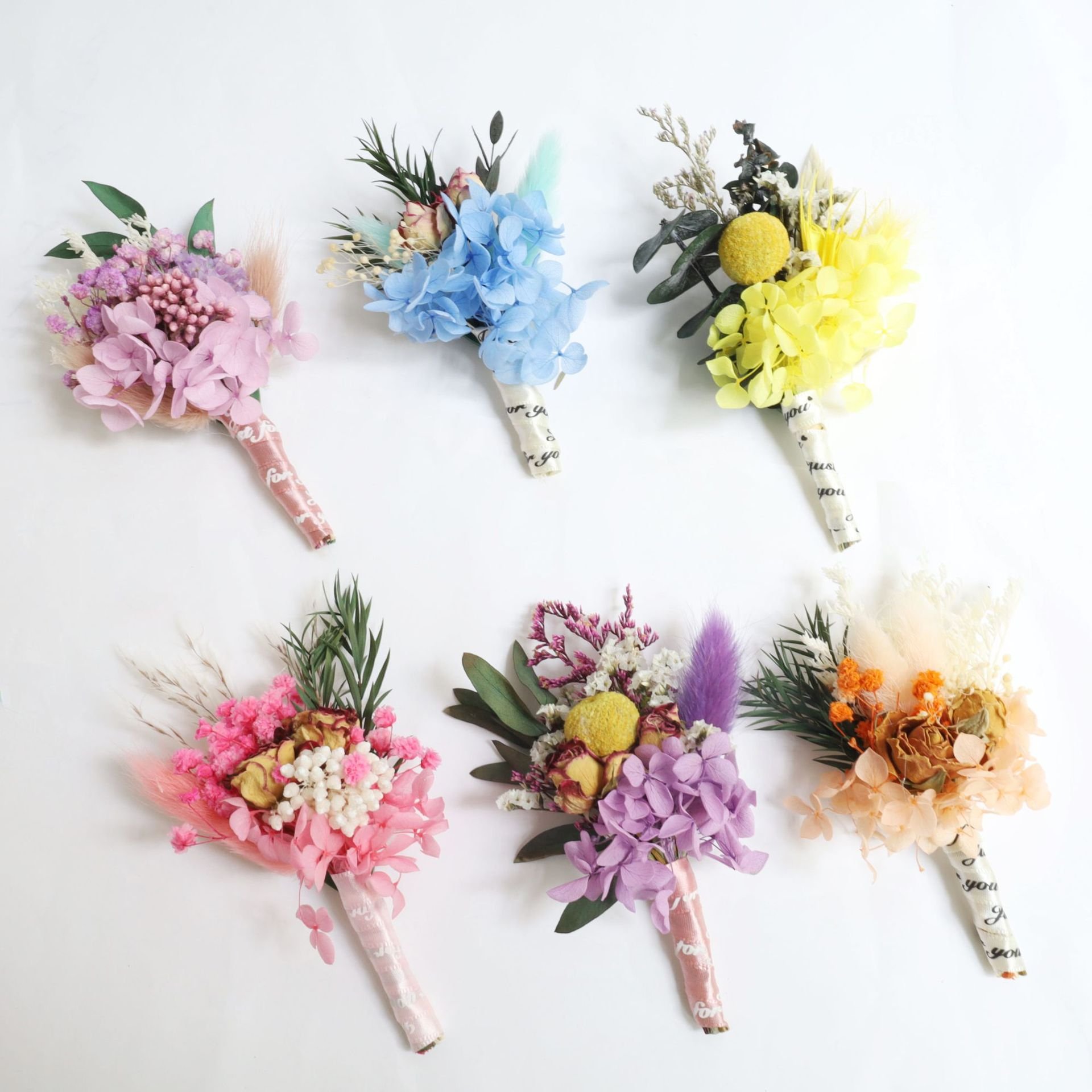 Mini Flower Bouquet Mixed Flowers Plants Bouquets for Decoration Fresh Dried Flower Corsage Bride Accessoriesers Preserved Flo