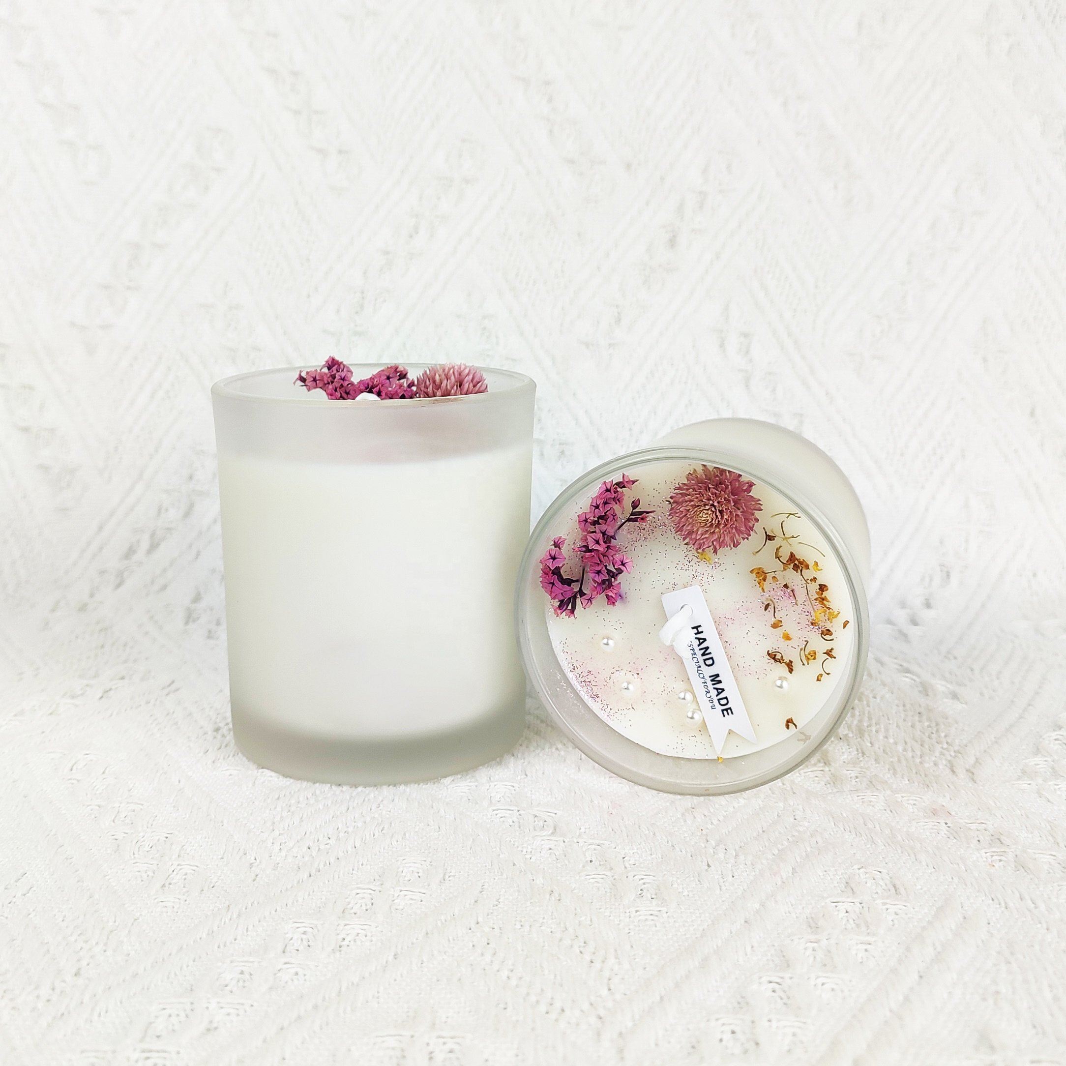 Custom Private Label hand-made dried flower scented candles in frosted glasses