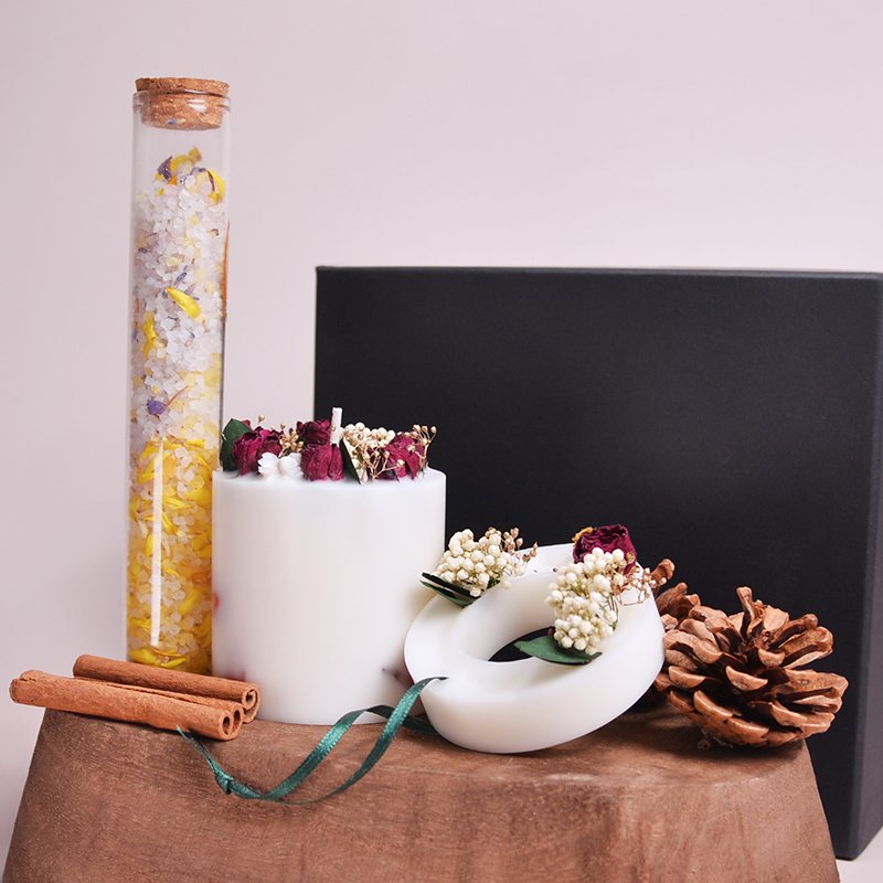 Party Gift Aromatherapy Scented Candle Wedding Romantic Dried flower Cylinder Aromatherapy Luxury dried flower Scented Candle