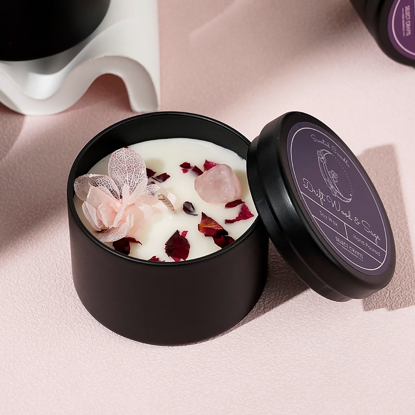 Newest Wholesale Custom Dried Flower Gemstone Candle for Gift Box Handmade 4oz 8oz Natural Soy Wax Black Tin Candle in Bulk