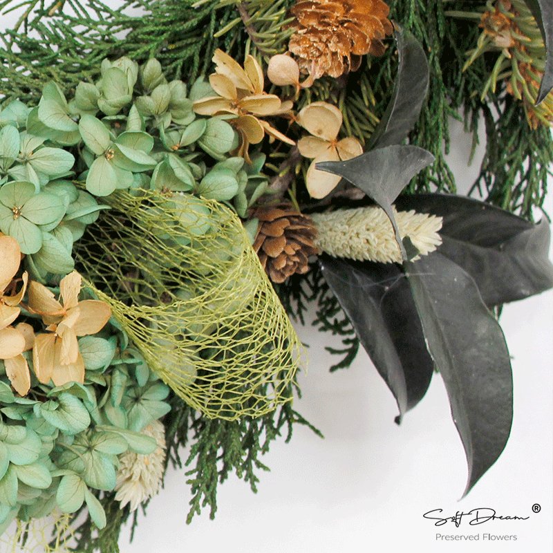 2024 Softdream New Design Cypress Hydrangea Customizable Natural Preserved Flowers & Plants Christmas decoration Wreaths