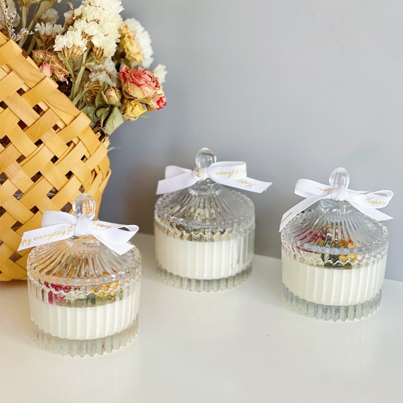 Luxury Scented Home Decor Candle Jars Unique Design Transparent Glass Jar with Soy Wax Content
