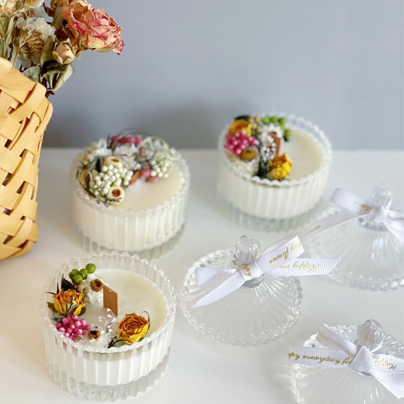 Luxury Scented Home Decor Candle Jars Unique Design Transparent Glass Jar with Soy Wax Content