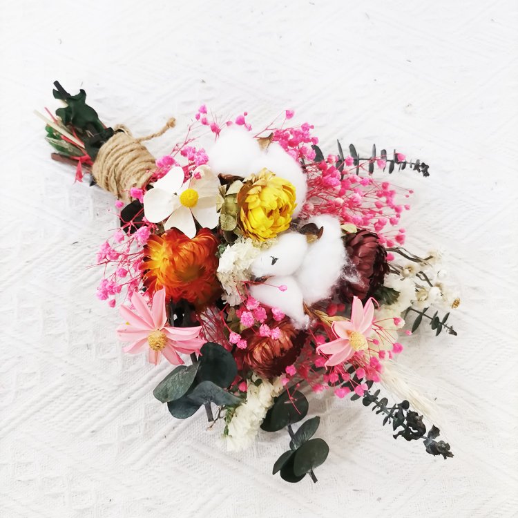 Flower Arrangement flower bouquet preserved eternal eucalyptus leaves Handmade cotton Dried Baby's breath as decoration